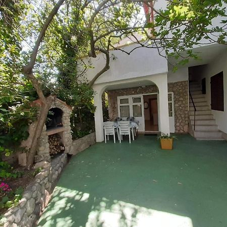 Apartment Spanjol Anka Раб Екстериор снимка