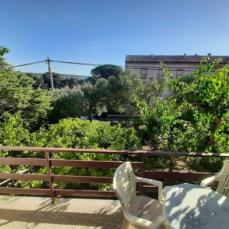 Apartment Spanjol Anka Раб Екстериор снимка