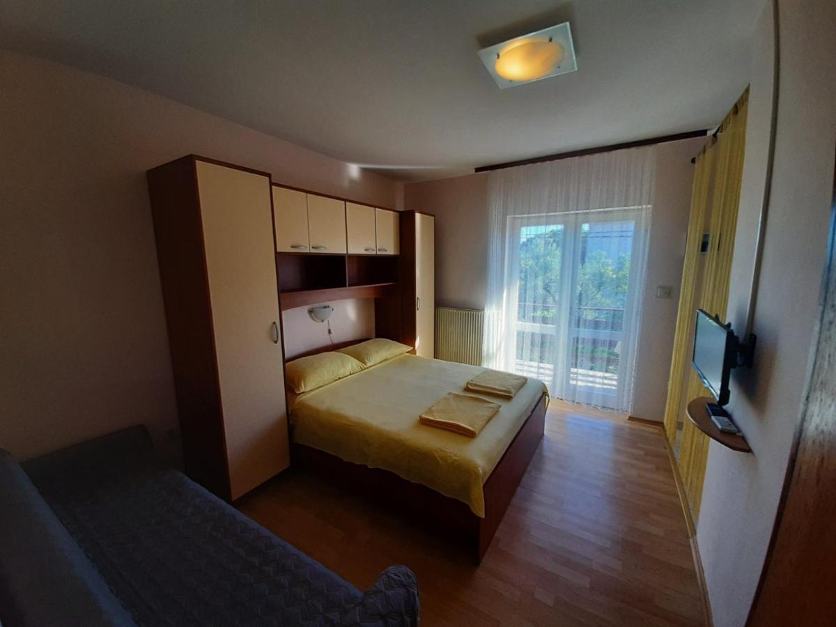 Apartment Spanjol Anka Раб Екстериор снимка