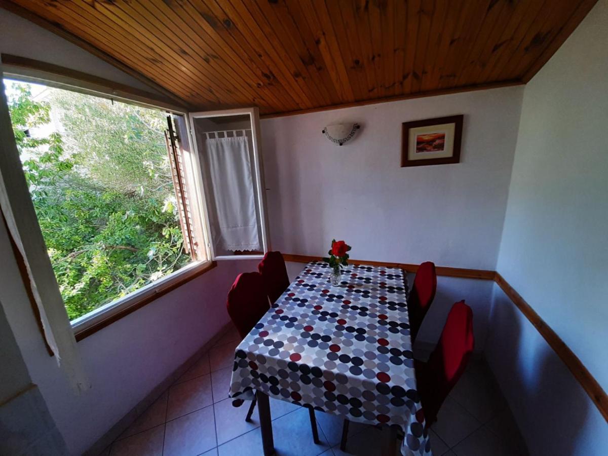 Apartment Spanjol Anka Раб Екстериор снимка