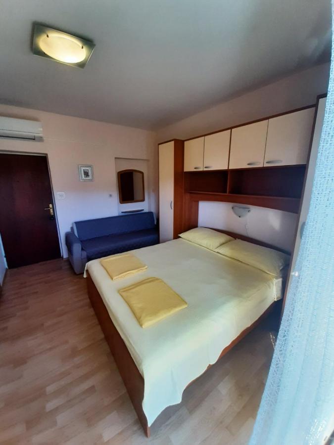Apartment Spanjol Anka Раб Екстериор снимка